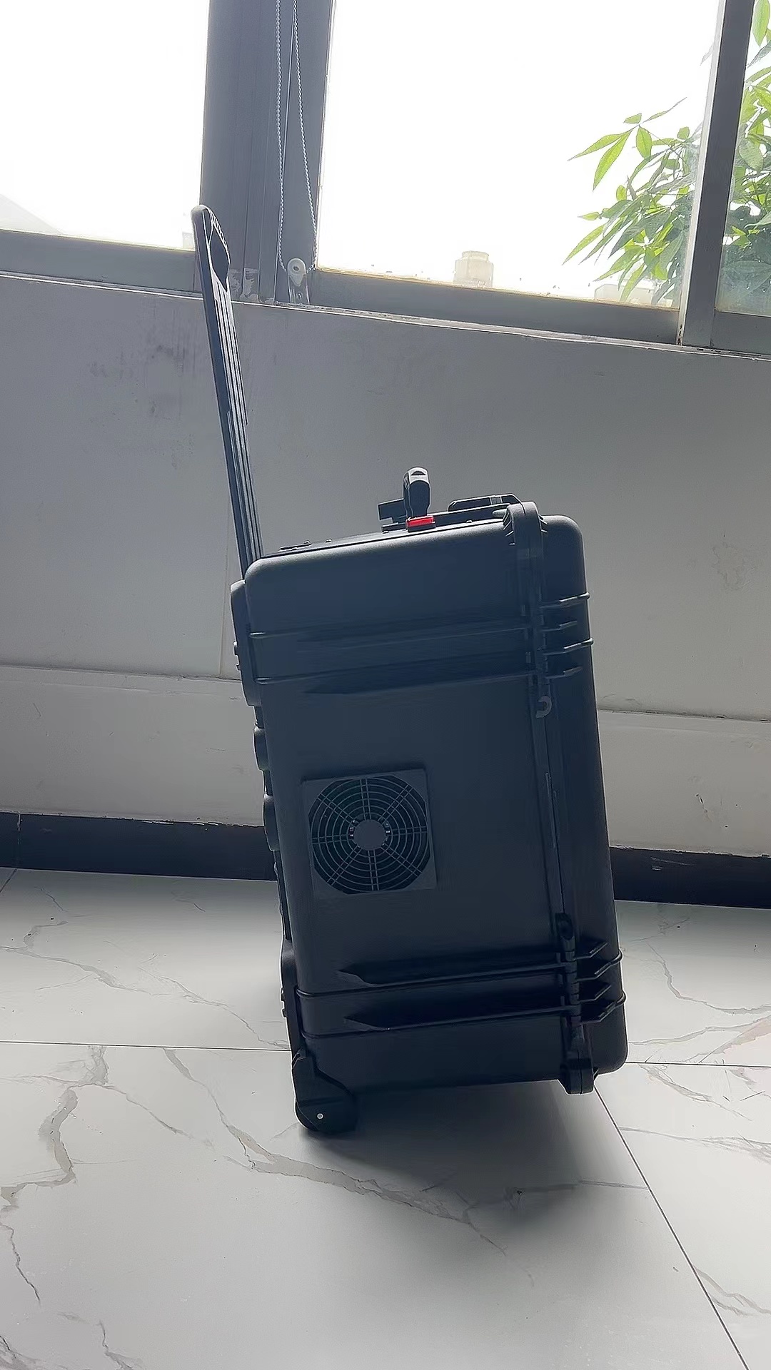 聊城手拉箱型移动通信干扰器